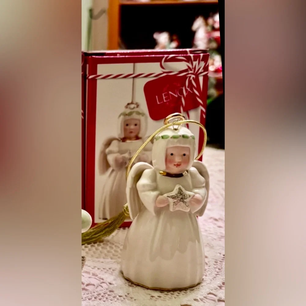 LENOX🎄HOLIDAY CHEER WITH BOXES🎄SET OF 3 PORCELAIN ORNAMENTS SANTA SNOWMAN ANGEL - Picture 4 of 16